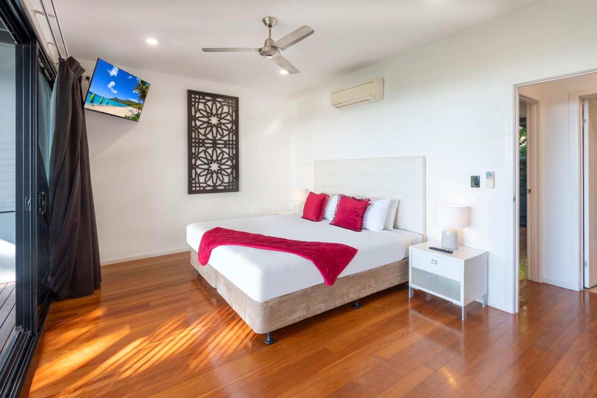 Pinnacle Apartments On Hamilton Island By Hiha Екстериор снимка