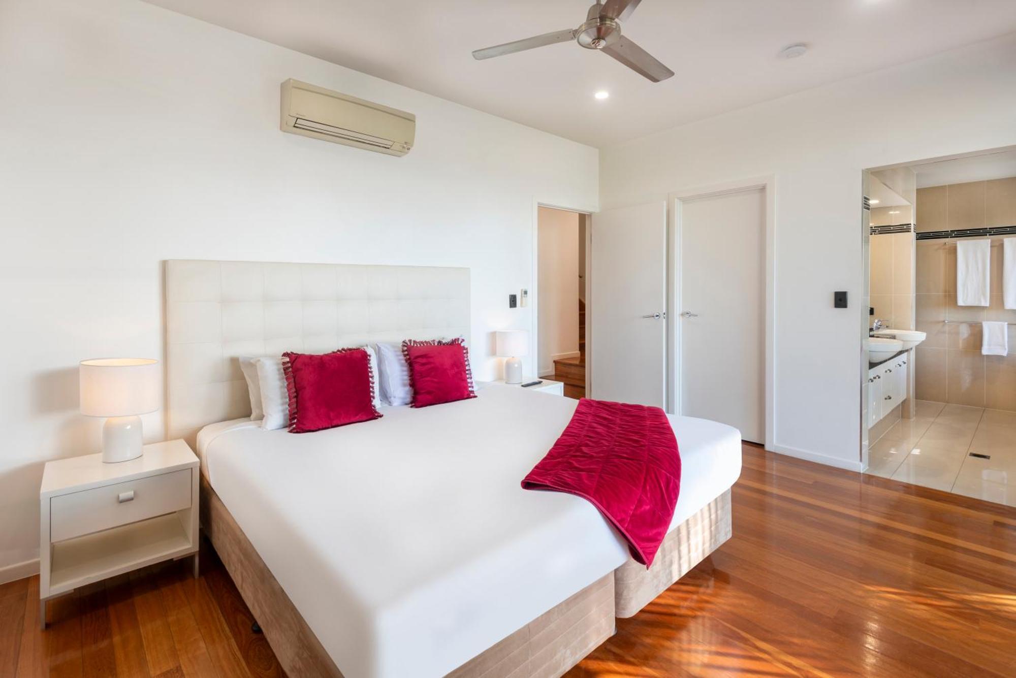 Pinnacle Apartments On Hamilton Island By Hiha Екстериор снимка