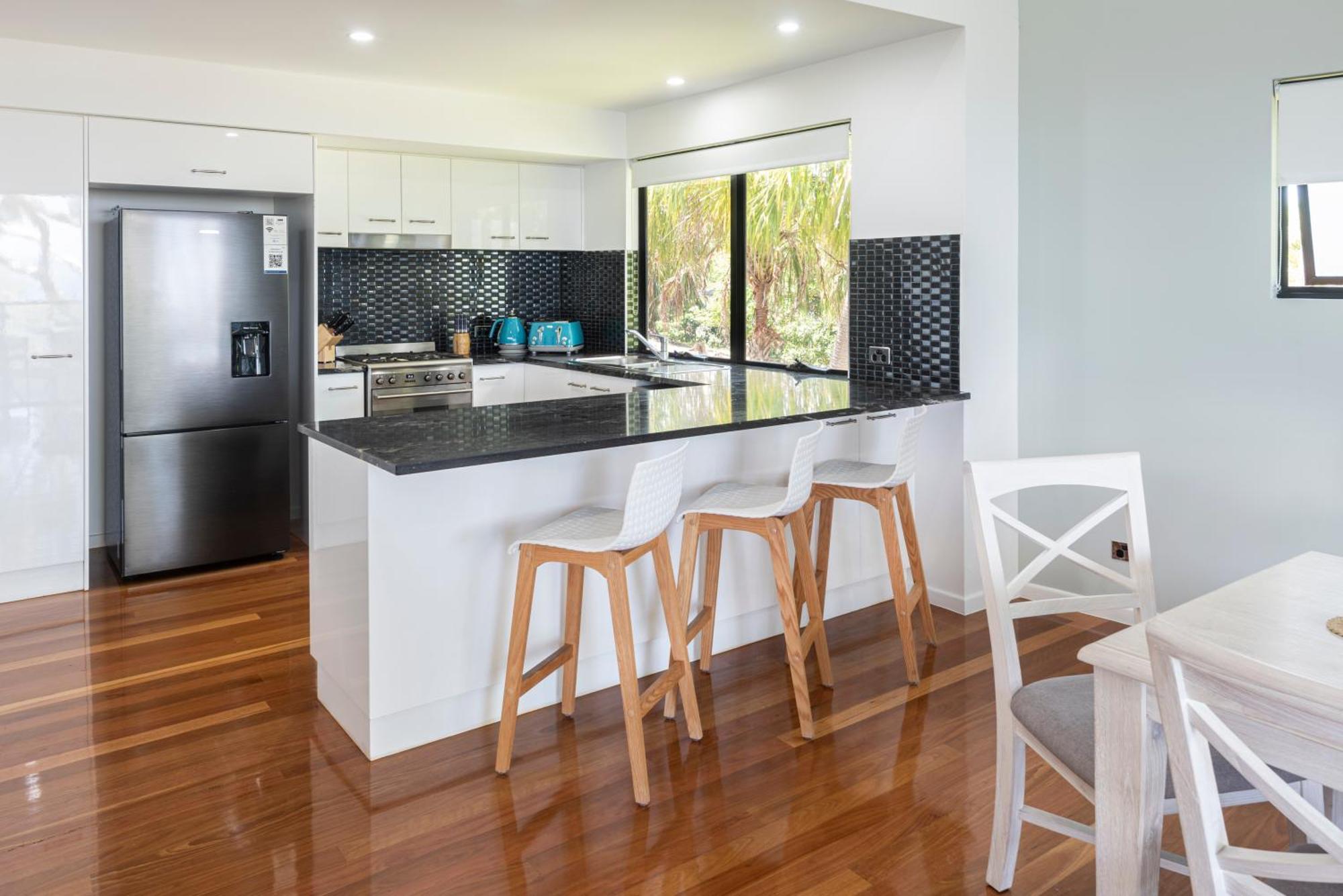 Pinnacle Apartments On Hamilton Island By Hiha Екстериор снимка